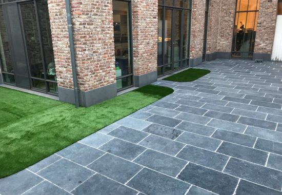 natuursteen tegels terras